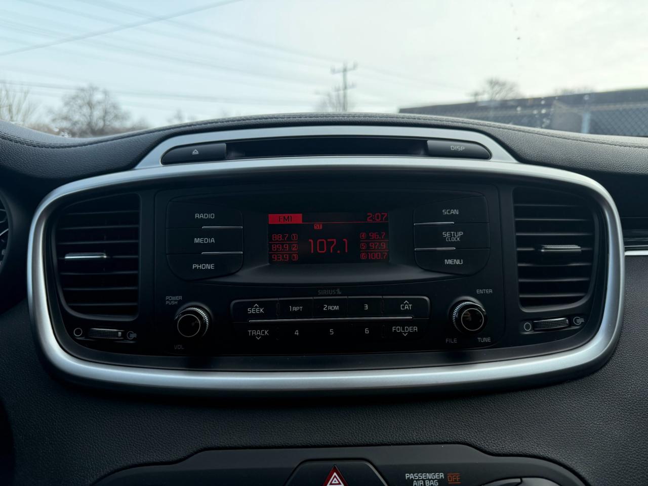 2017 Kia Sorento 2.4L LX All Wheel Drive! Photo