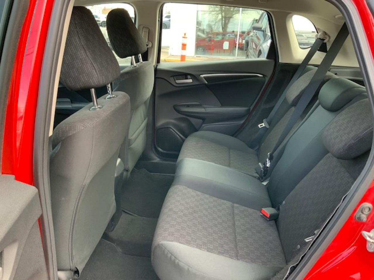 2016 Honda Fit LX CVT Photo