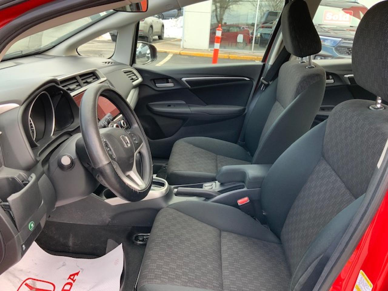 2016 Honda Fit LX CVT Photo