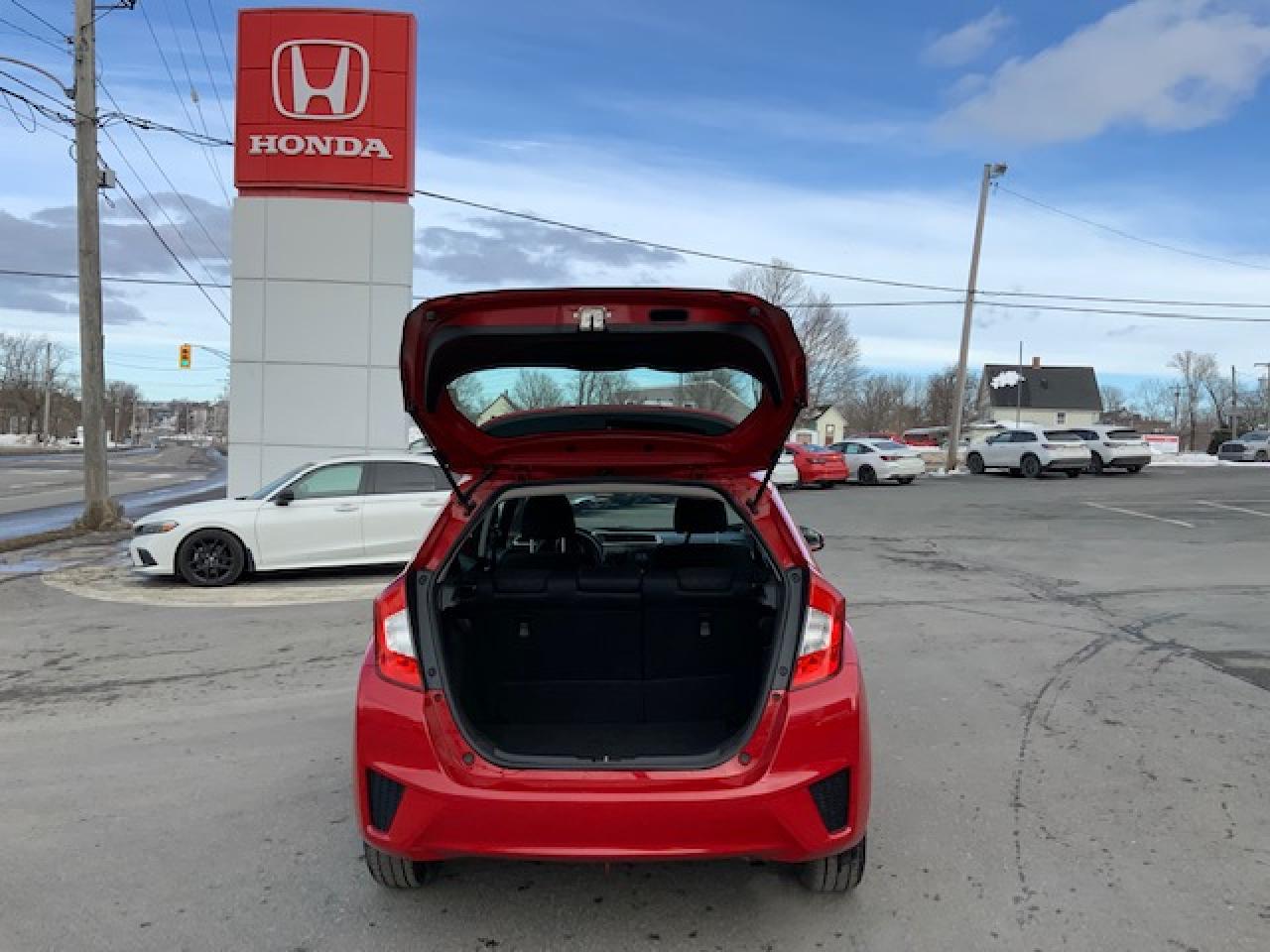 2016 Honda Fit LX CVT Photo