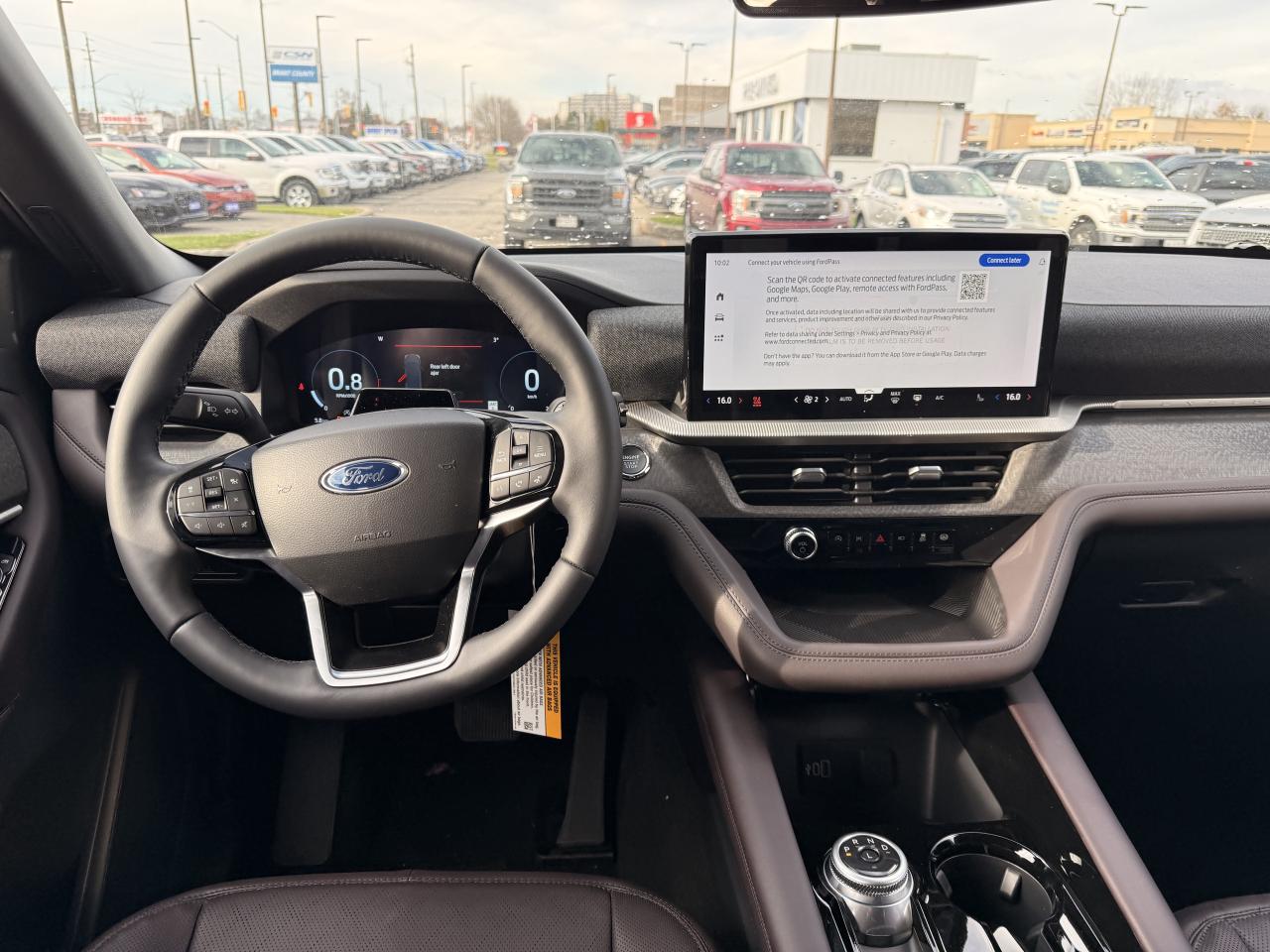 2026 Ford Explorer Platinum Photo