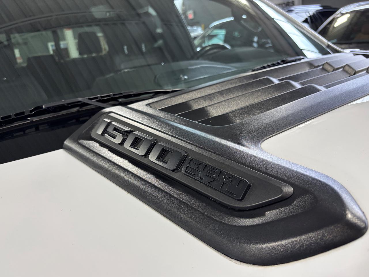 2022 RAM 1500 Rebel|V8HEMI|4X4|CREW|NAV|ALPINE|LEATHER|ANTITHEFT Photo