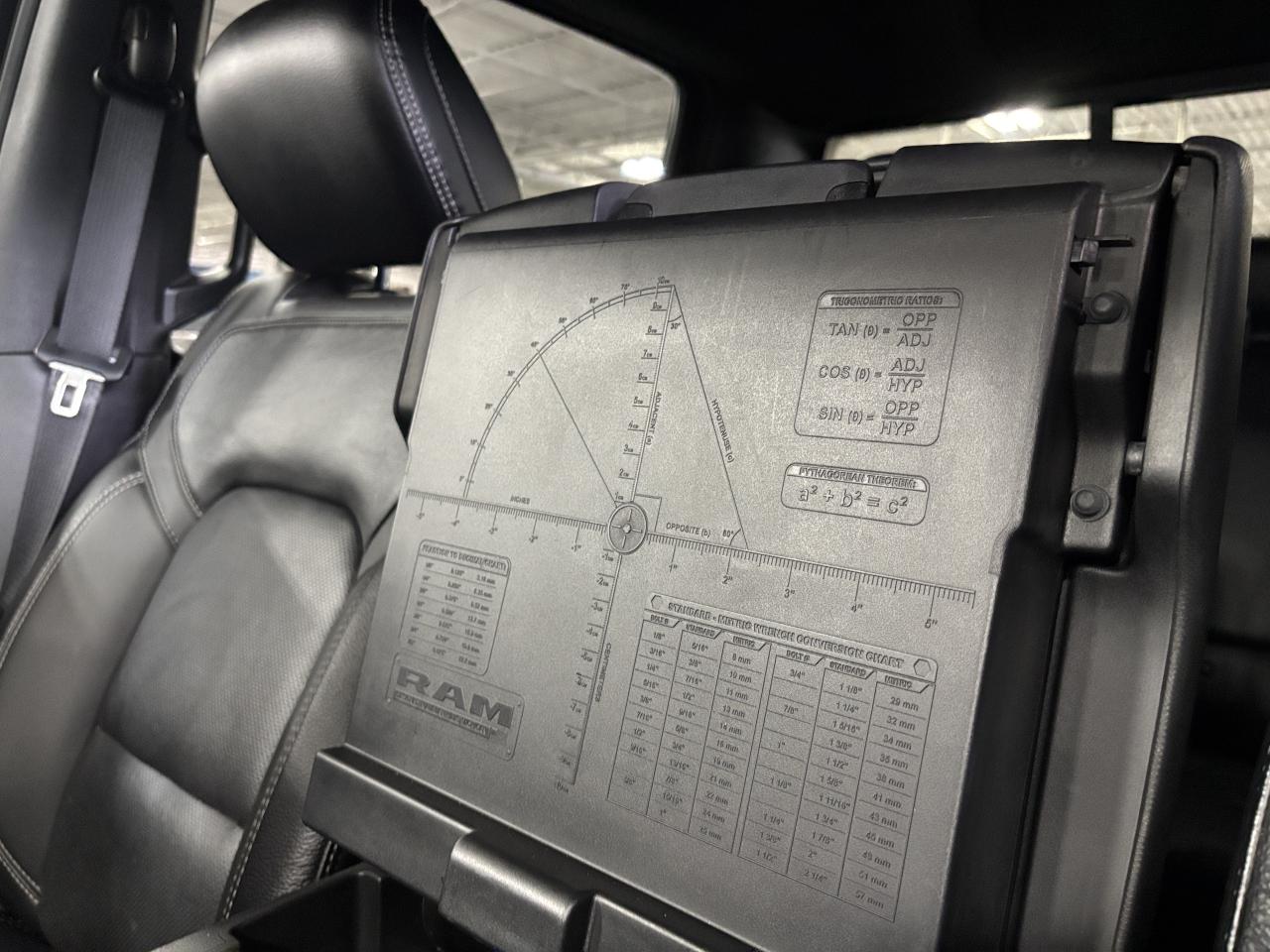 2022 RAM 1500 Rebel|V8HEMI|4X4|CREW|NAV|ALPINE|LEATHER|ANTITHEFT Photo