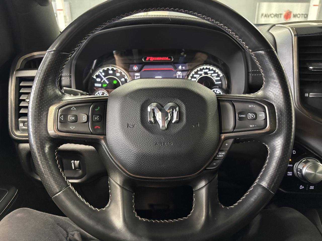 2022 RAM 1500 Rebel|V8HEMI|4X4|CREW|NAV|ALPINE|LEATHER|ANTITHEFT Photo