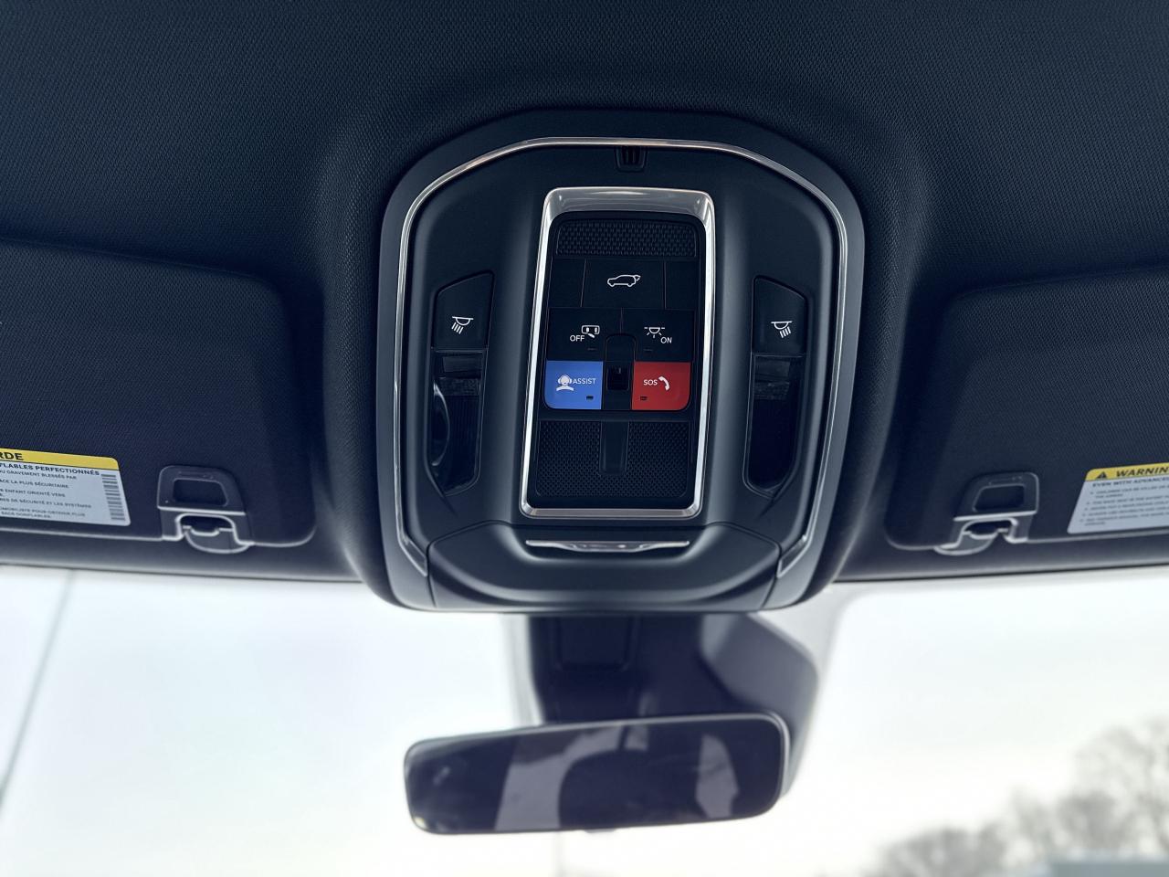 2025 Jeep Grand Cherokee ALTITUDE 4X4 Photo