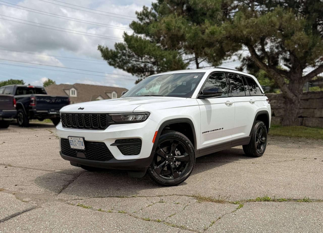Built to a higher standard, our New 2025 Jeep Grand Cherokee Altitude 4X4 is a pioneer among premium SUVs in Bright White! Powered by a 3.6 Litre V6 generating 293hp for an 8 Speed Automatic transmission engineered for elevated adventures. This Four Wheel Drive SUV moves through your world with sure-footed confidence and scores approximately 9.0L/100km on the highway. Modern and muscular, our Grand Cherokee looks great with gloss-black alloy wheels, matching accents, LED lighting, a power liftgate, roof rails, and bold body cladding.

Our Altitude cabin welcomes you with heated leatherette/suede front seats, eight-way power for the driver, a heated TechnoLeather steering wheel, dual-zone automatic climate control, remote start, keyless access/ignition, and soft-touch door panels. Smart connectivity complements that comfort with a 10.25-inch driver display, 8.4-inch touchscreen, Android Auto&reg;/Apple CarPlay&reg;, WiFi compatibility, voice control, Bluetooth&reg;, and a six-speaker sound system.

Jeep enhances your safety with impressive engineering backed by automatic braking, forward collision warning, adaptive cruise control, blind-spot monitoring, active lane management, a rearview camera, rear parking sensors, and other intelligent features. Proud and poised, our Grand Cherokee Altitude is a great way to get away from it all! Save this Page and Call for Availability. We Know You Will Enjoy Your Test Drive Toward Ownership!