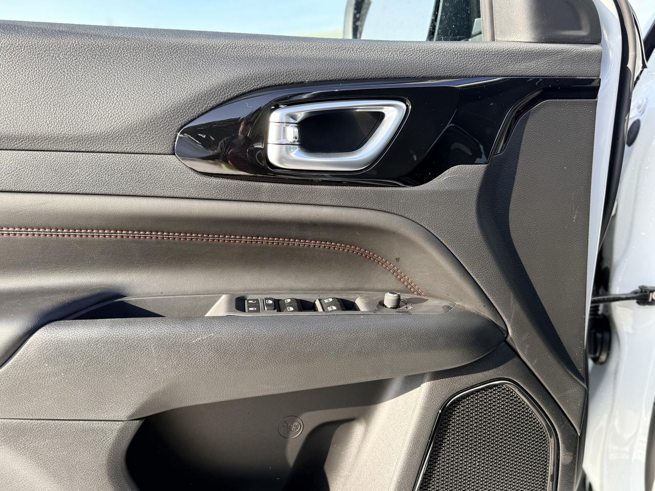 2026 Jeep Compass Trailhawk 4x4 Photo