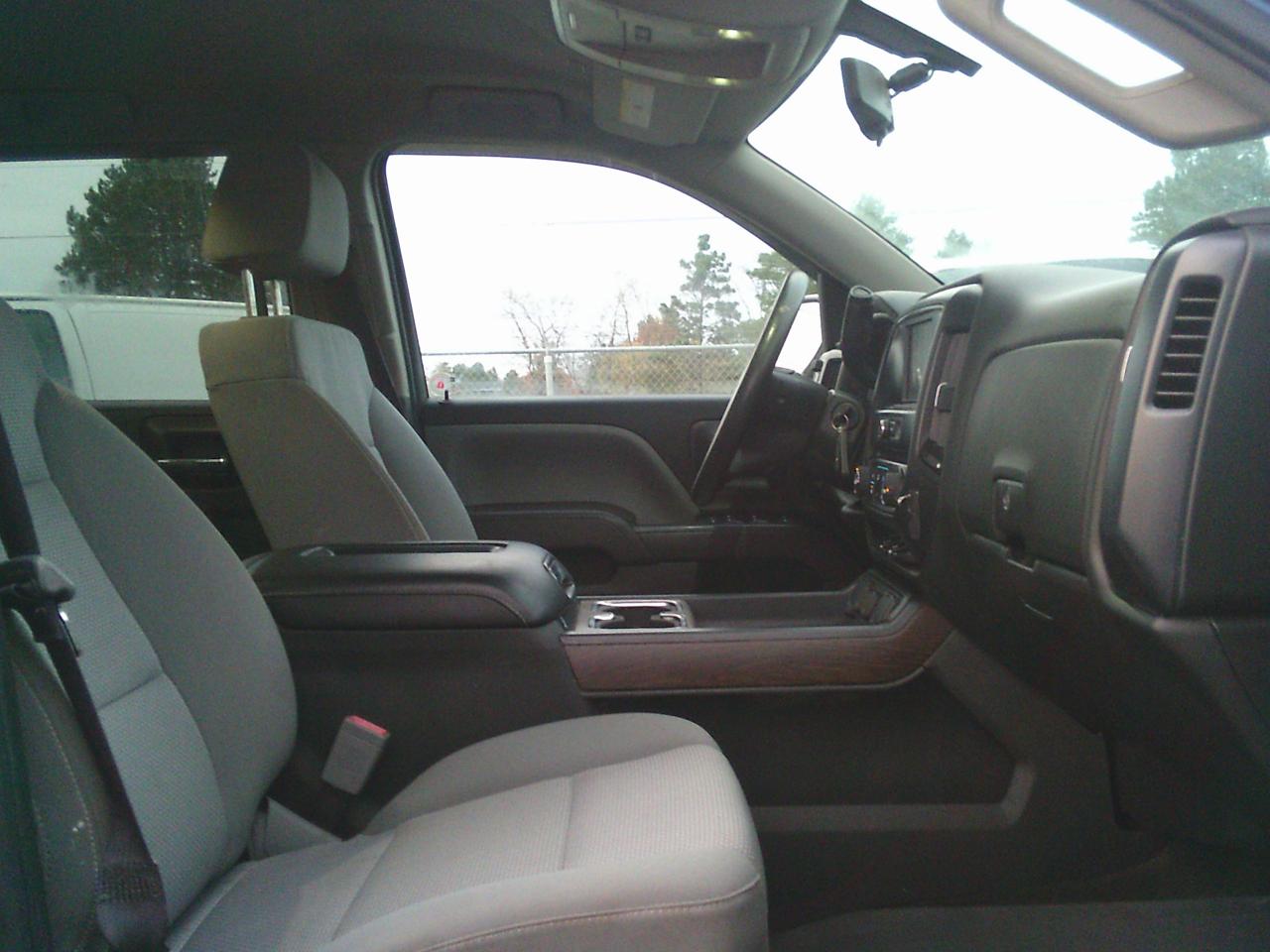 2017 GMC Sierra 1500 Pickup 2WD Crew Cab 143.5 - Photo #21