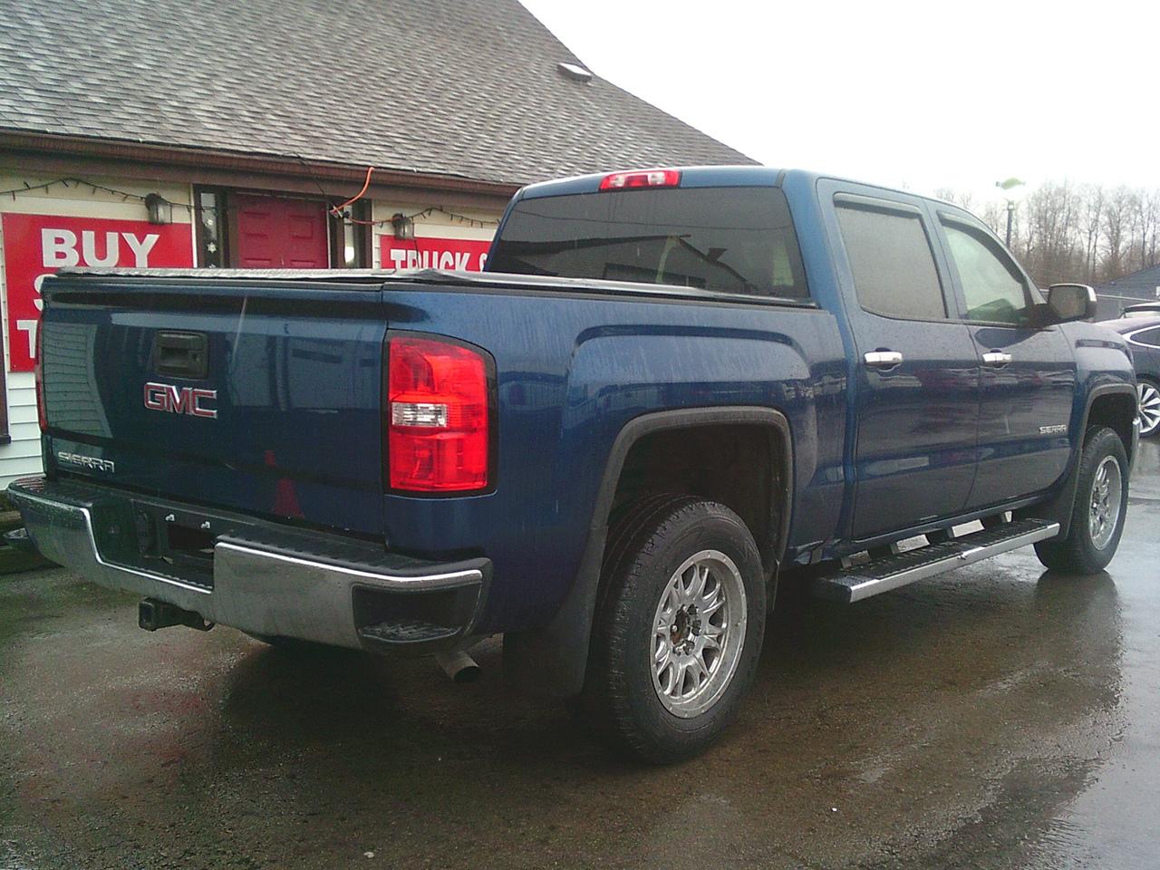 2017 GMC Sierra 1500 Pickup Crew Cab 143.5 + TOW PKG Photo