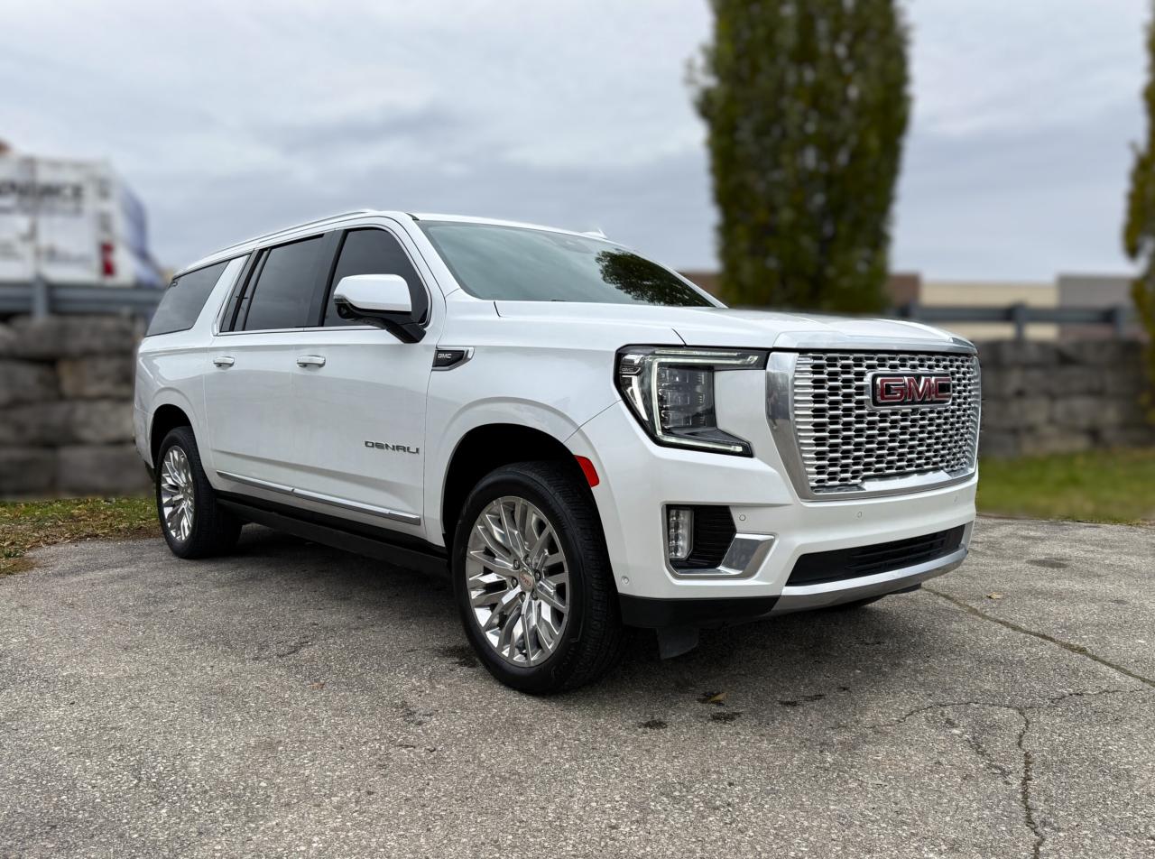 2023 GMC Yukon XL 4WD 4dr Denali | NAVIGATION | BOSE AUDIO | Photo2