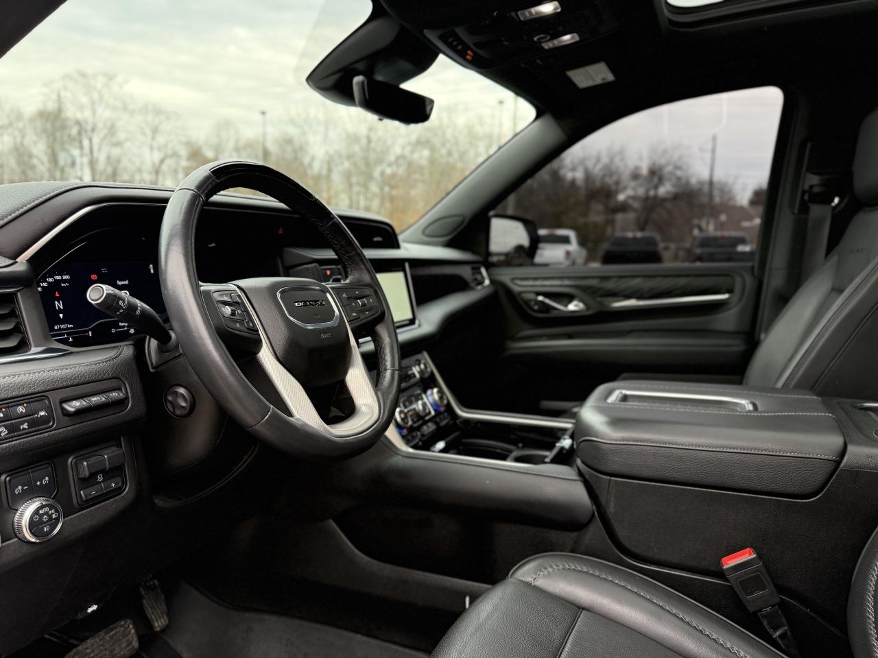 2023 GMC Yukon XL 4WD 4dr Denali | NAVIGATION | BOSE AUDIO | Photo