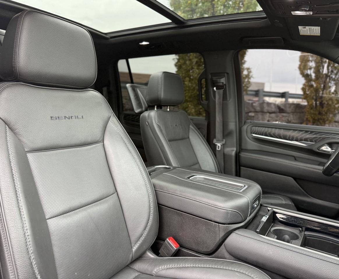 2023 GMC Yukon XL 4WD 4dr Denali | NAVIGATION | BOSE AUDIO | Photo