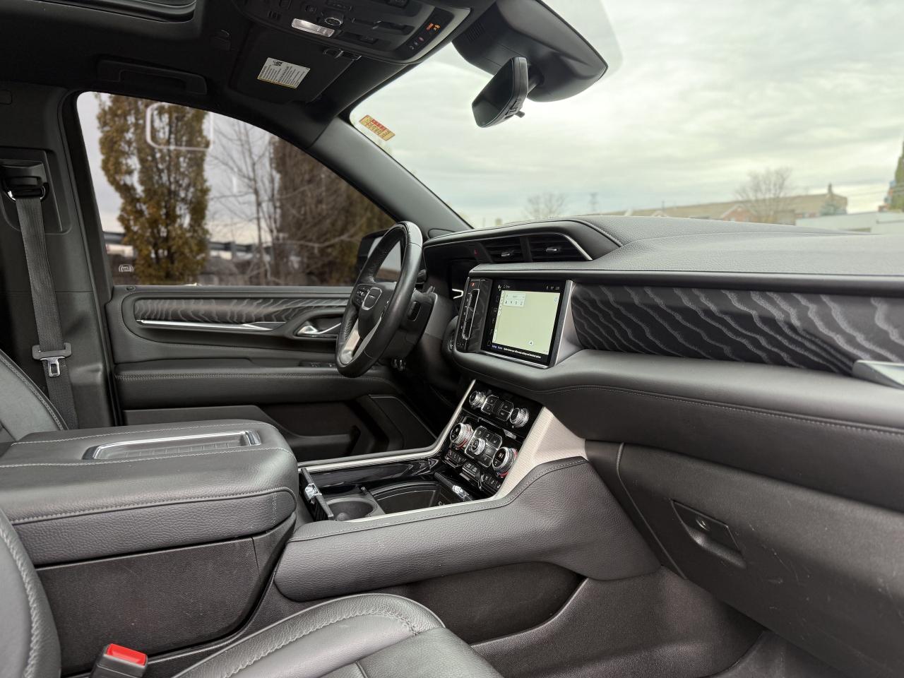 2023 GMC Yukon XL 4WD 4dr Denali | NAVIGATION | BOSE AUDIO | Photo