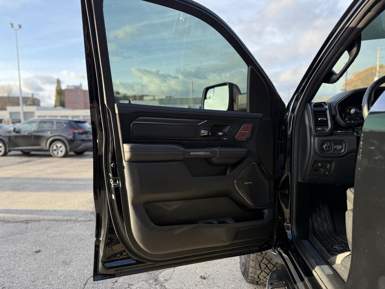 2025 RAM 1500 RHO 4x4 Crew Cab | NO LUXURY TAX! Photo