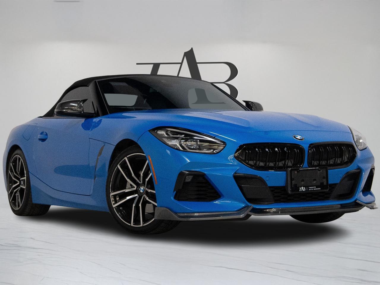 2021 BMW Z4 EDRIVE30i | ROADSTER | PREMIUM PKG | CARBON FIBRE Photo3