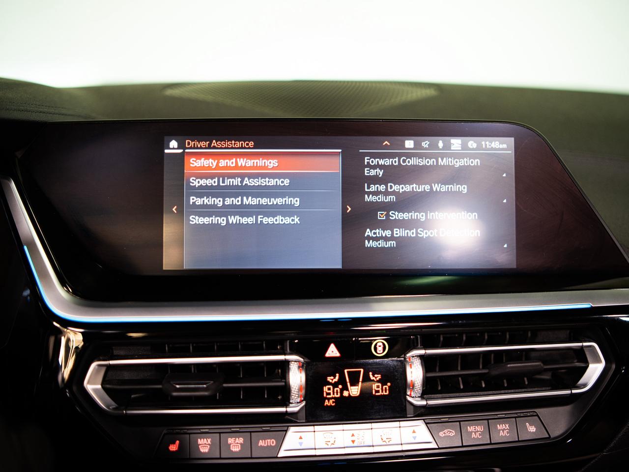 2021 BMW Z4 EDRIVE30i | ROADSTER | PREMIUM PKG | CARBON FIBRE Photo