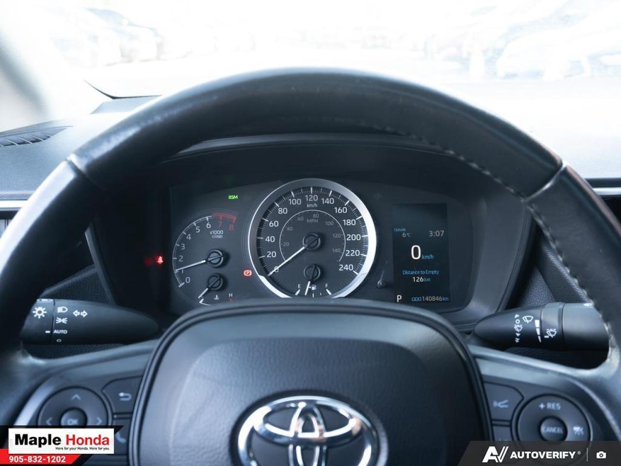2020 Toyota Corolla Alloy wheels| Sunroof| Heated Seats| Rear Camera| Photo