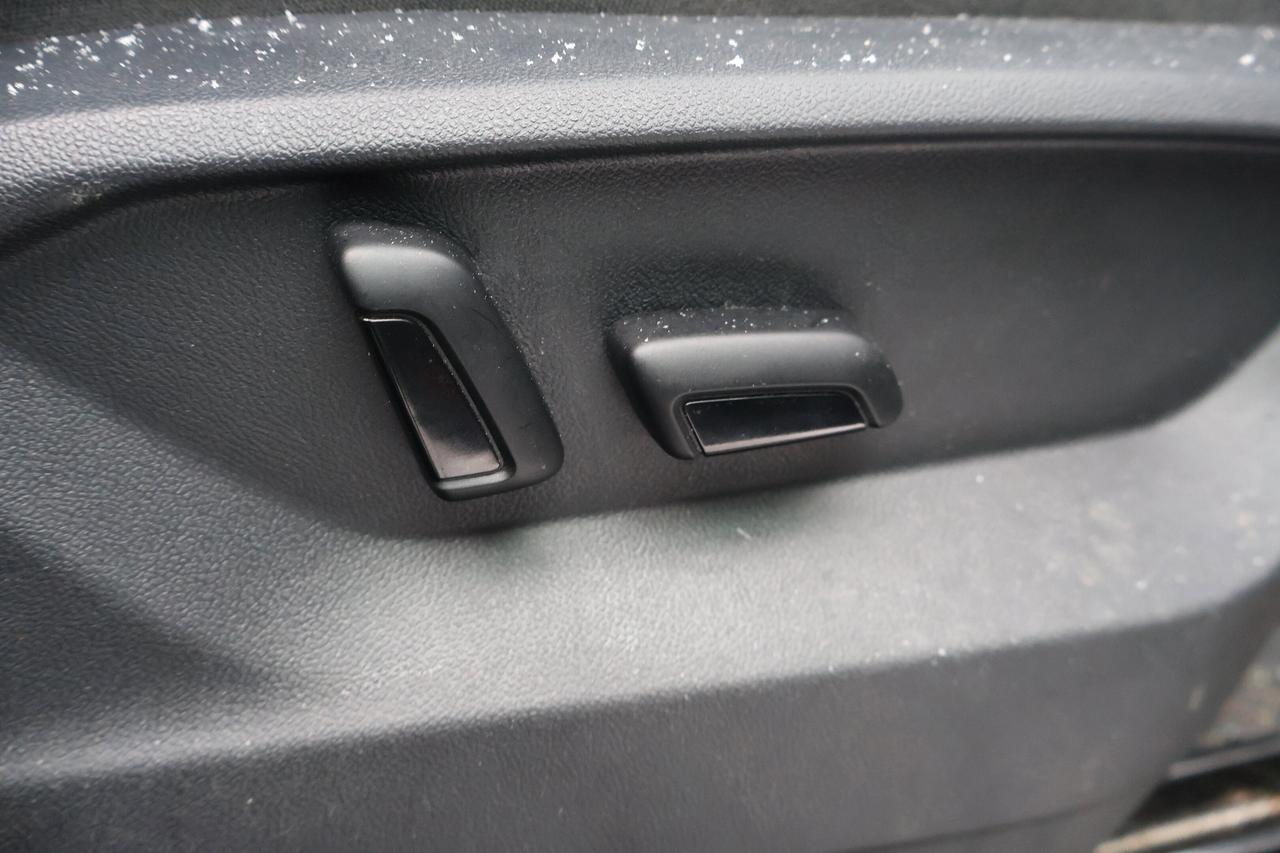 2023 Volkswagen Atlas Highline | | Heated Mirrors | Photo