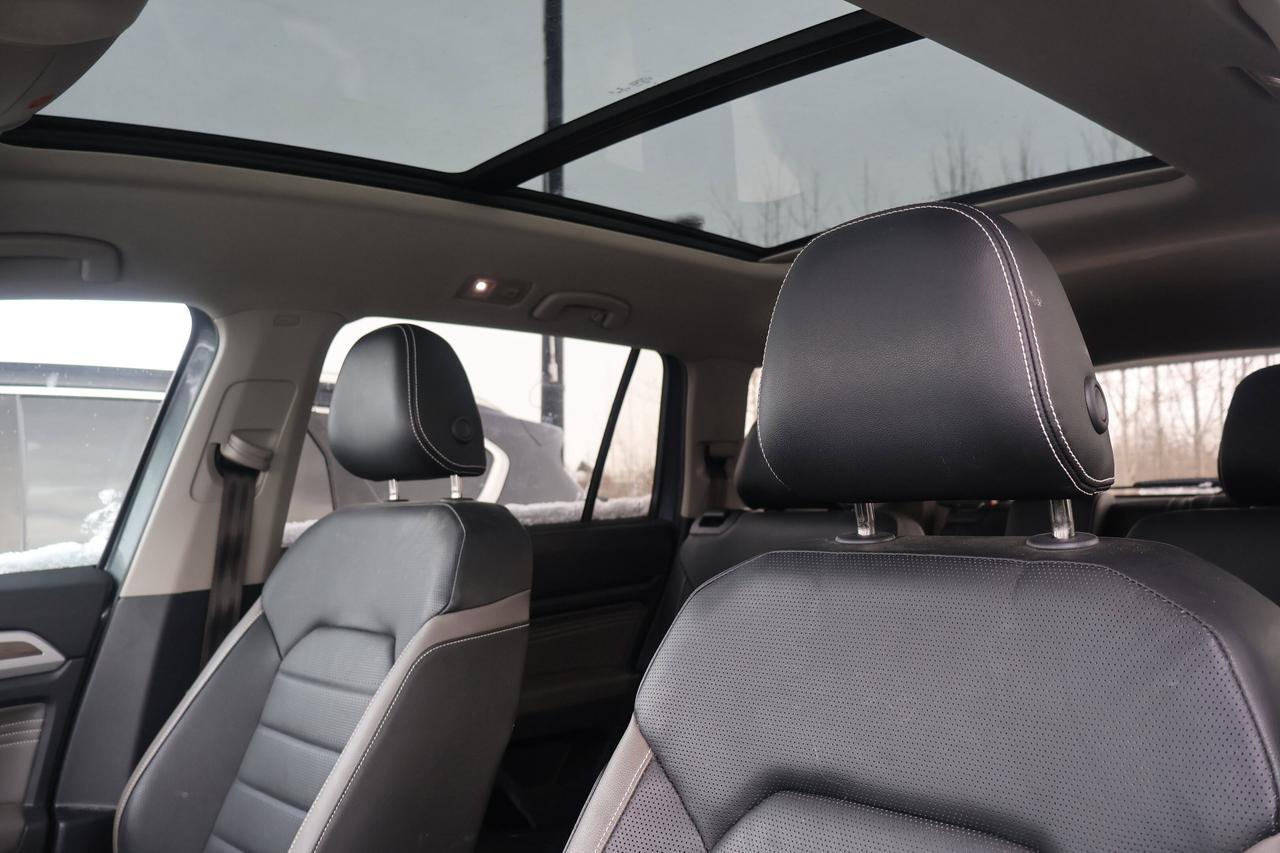 2023 Volkswagen Atlas Highline | | Heated Mirrors | Photo
