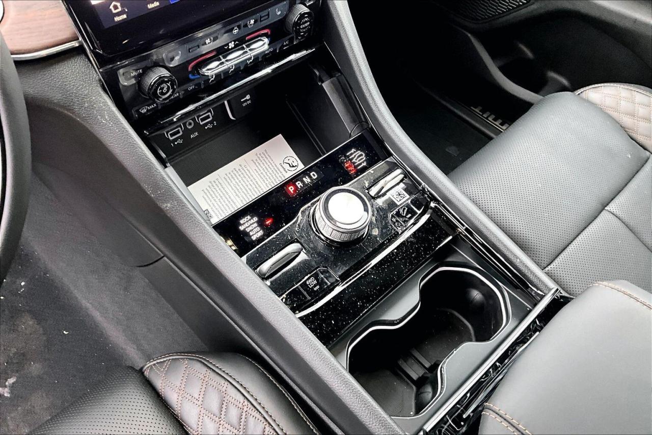 2025 Jeep Grand Cherokee SUMMIT | High Altitude | Lux Tech 5 | Adv Pro Tech Photo