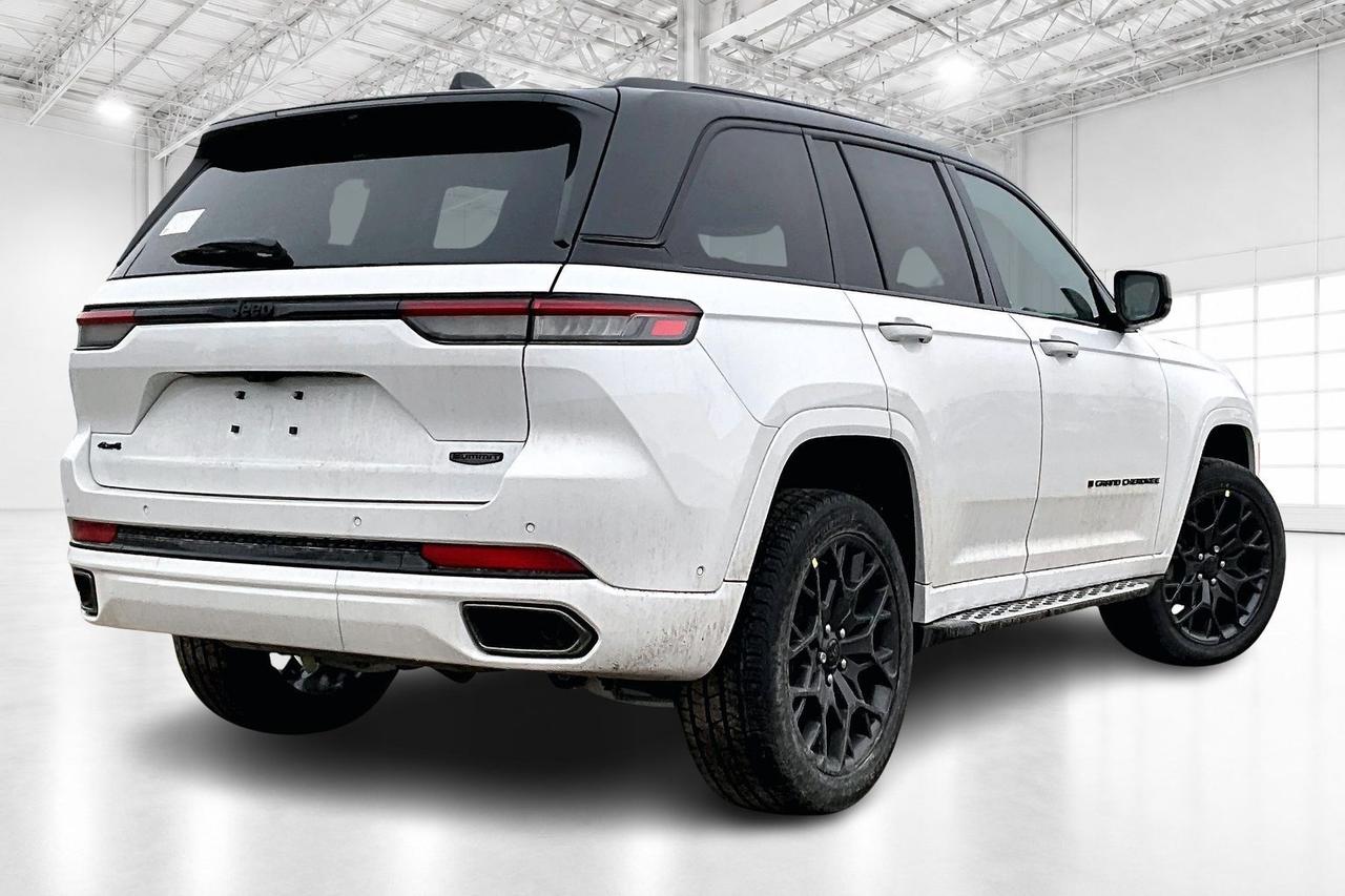 2025 Jeep Grand Cherokee SUMMIT | High Altitude | Lux Tech 5 | Adv Pro Tech Photo