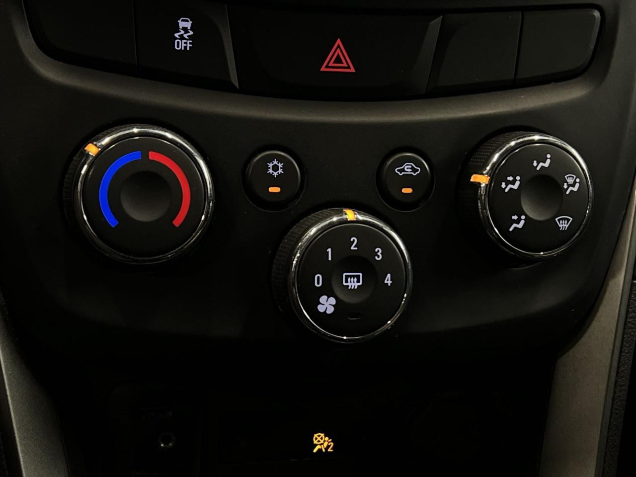 2017 Chevrolet Trax LT AWD | CARPLAY | REMOTE START | ALLOYS | A/C Photo