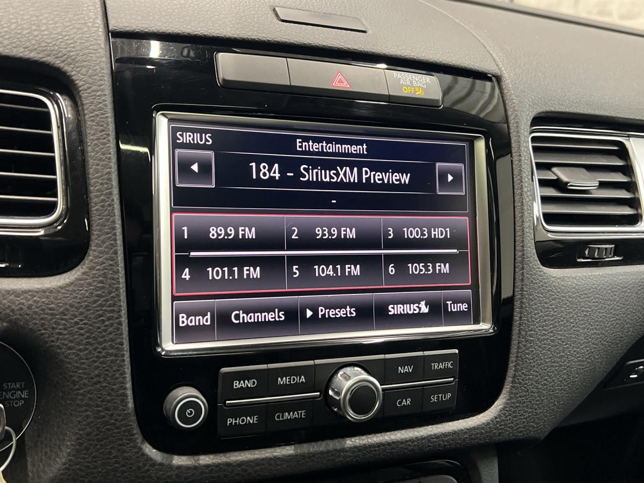 2013 Volkswagen Touareg COMFORTLINE SPORT AWD | HTD LEATHER | PANO ROOF Photo