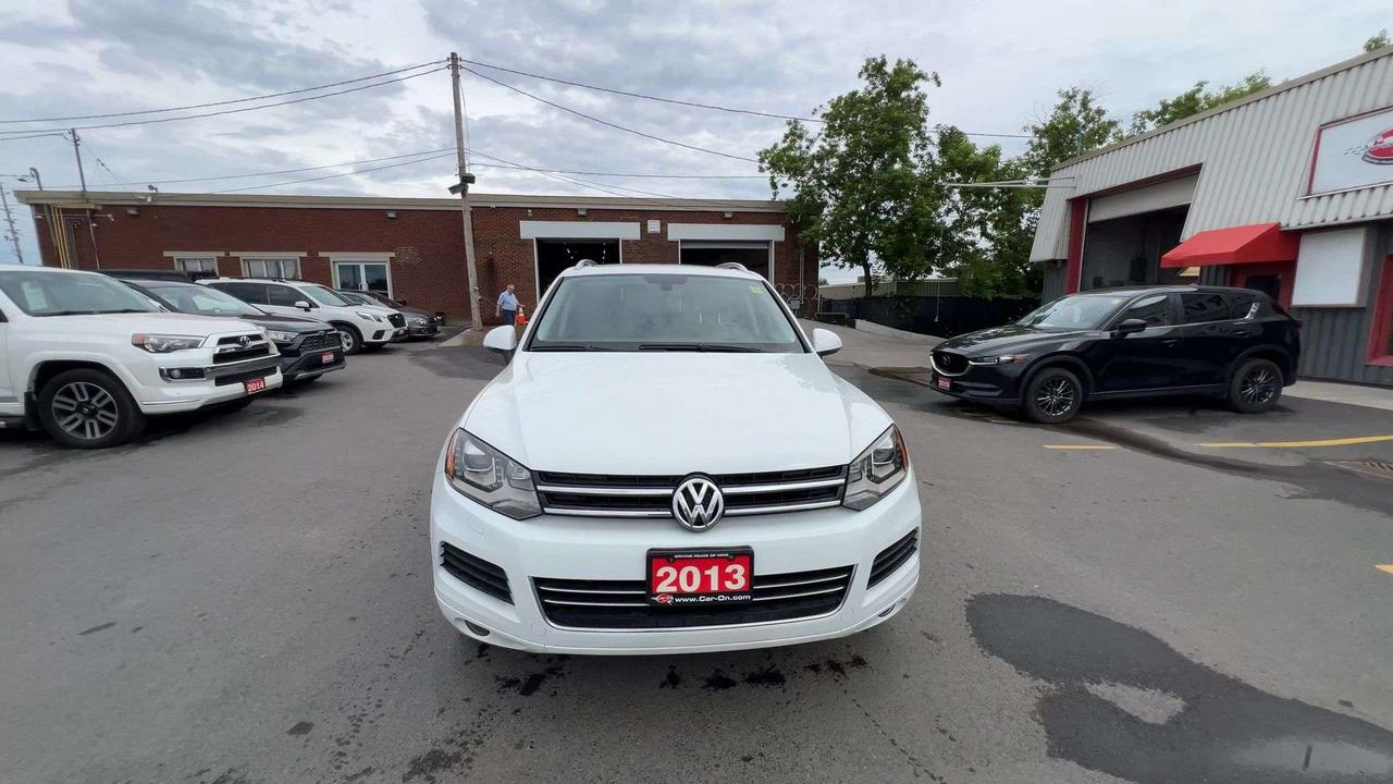 2013 Volkswagen Touareg COMFORTLINE SPORT AWD | HTD LEATHER | PANO ROOF Photo