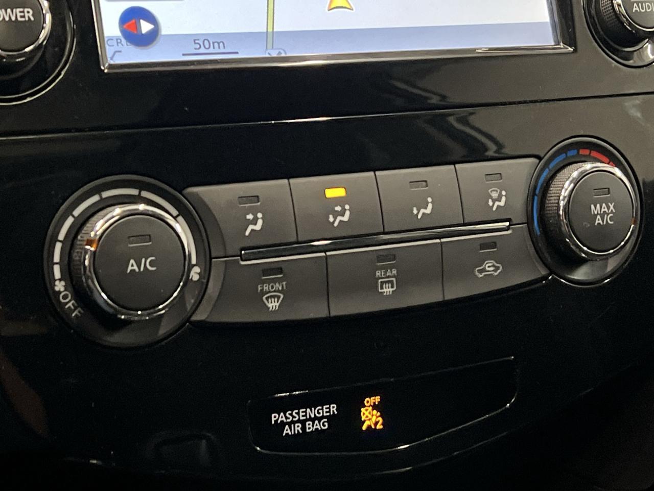 2016 Nissan Rogue SV TECH AWD | PANO ROOF | HTD SEATS | 360 CAM Photo