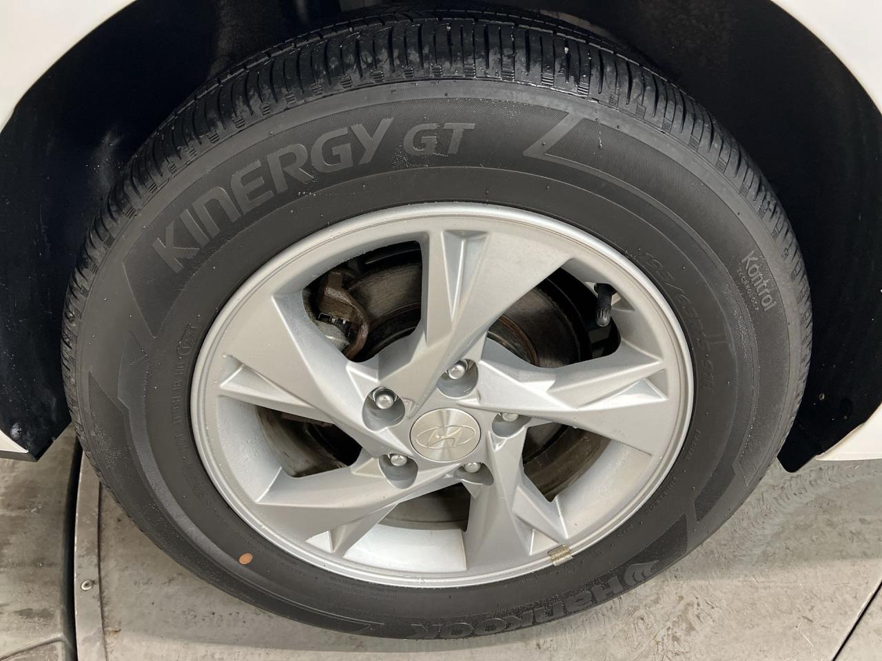 2021 Hyundai Elantra AUTOMATIC | HTD SEATS | WIRELESS CARPLAY |REAR CAM Photo