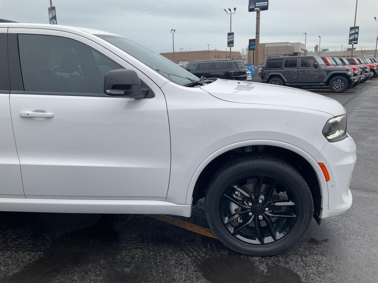 2023 Dodge Durango RMT START / HEATED SEATS & WHEEL / PWR LIFTGATE Photo