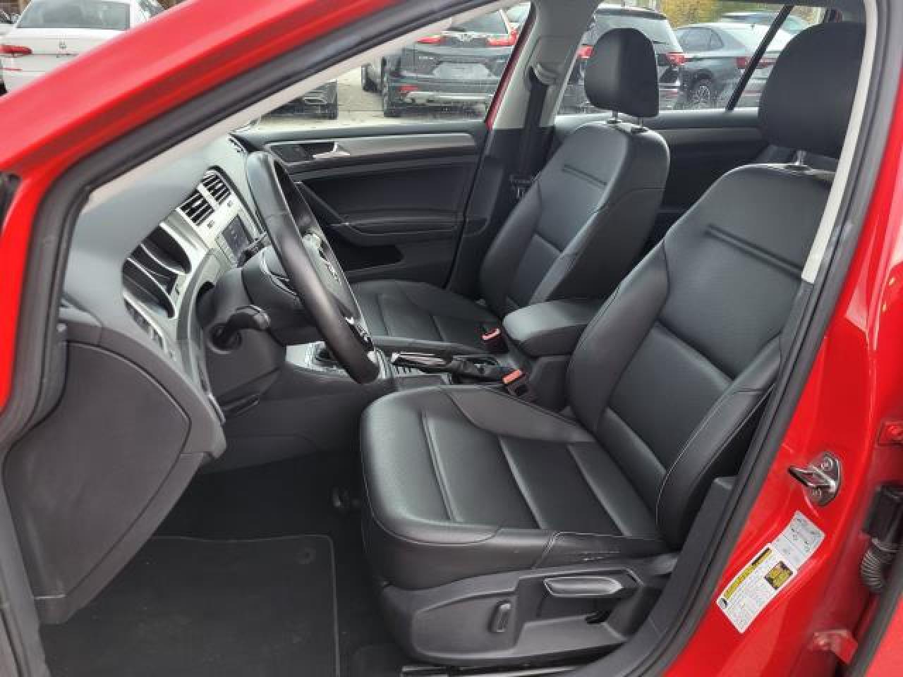 2017 Volkswagen Golf Sportwagen Comfortline Photo9