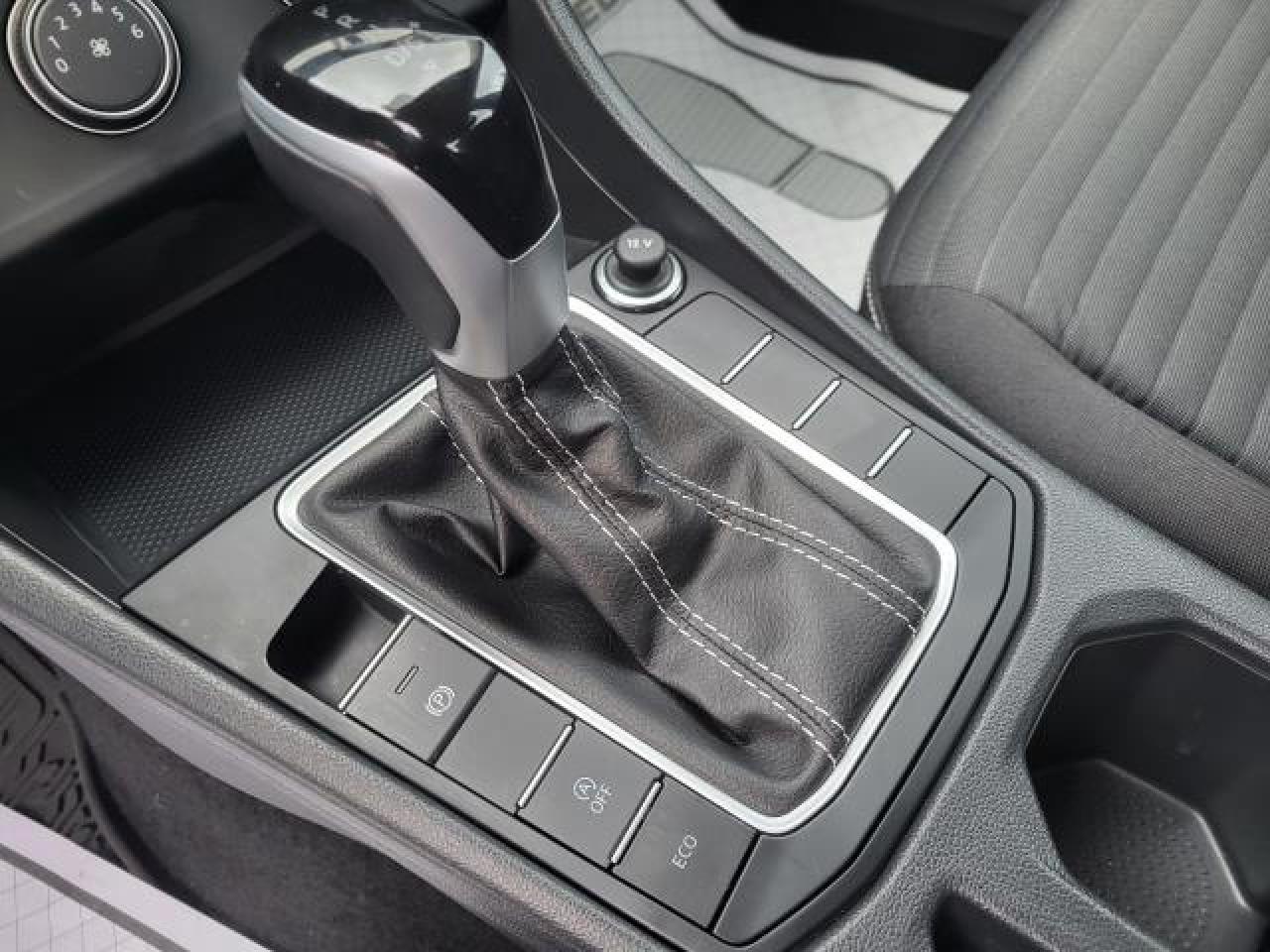 2024 Volkswagen Jetta Trendline Photo11