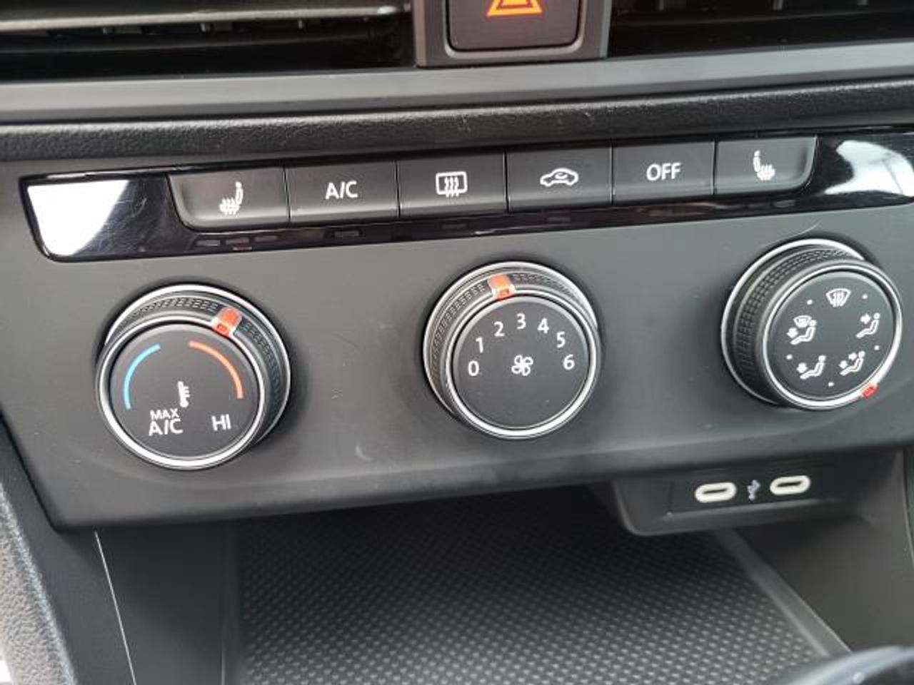 2024 Volkswagen Jetta Trendline Photo