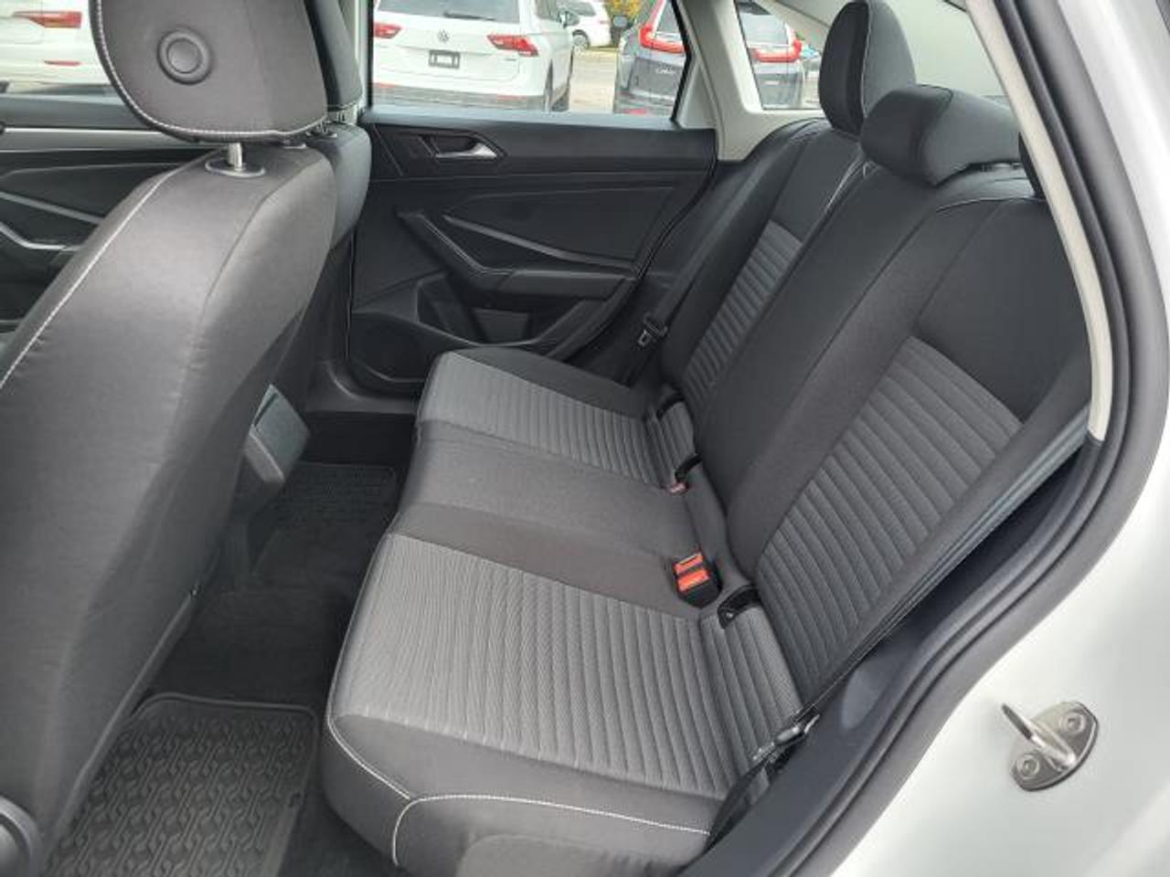 2024 Volkswagen Jetta Trendline Photo