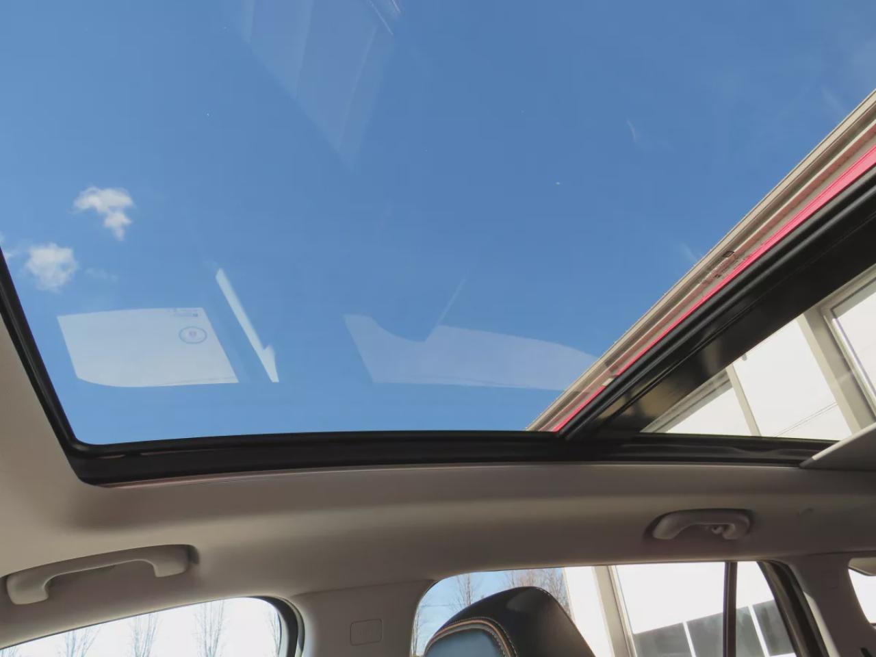 2024 GMC Terrain AT4 (**CLEAN TITLE/NO ACCIDENTS!!**SAFETY/CERTIFIED!!**AWD****BOSE SPEAKER SYSTEM**REMOTE START**LEATHER** POWER DRIVERS SEAT**ALLOY WHEELS**FOG LIGHTS**PANORAMIC SUNROOF**POWER HATCH**HEADS UP DISPLAY**MEMORY DRIVERS SEAT**HEATED STEERING WHEEL**PUSH BUT Photo