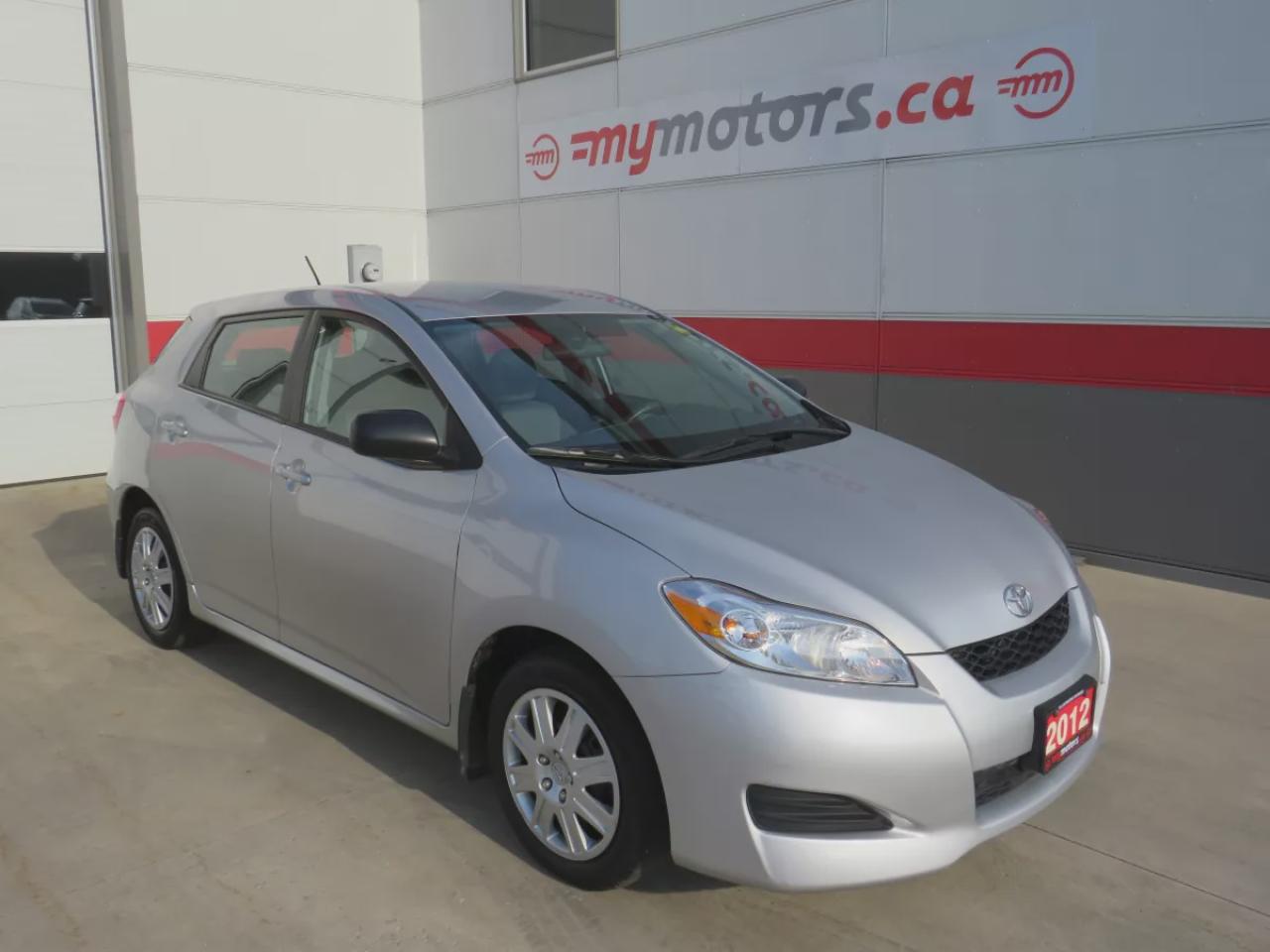 2012 Toyota Matrix ( **EXTREMELY LOW KMS!!**CLEAN TITLE/NO ACCIDENTS!!**SAFETY/CERTIFIED!!**POWER WINDOWS**CRUISE CONTROL**A/C** POWER WINDOWS**POWER LOCKS** AM/FM/CD RADIO**) Photo0
