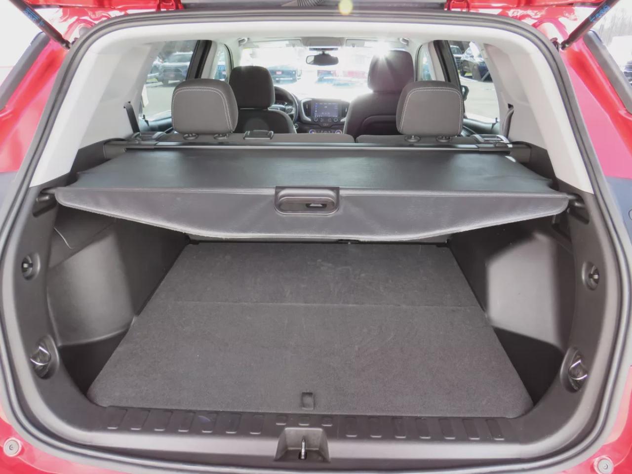 2024 GMC Terrain SLE (**CLEAN TITLE/NO ACCIDENTS!!**SAFETY/CERTIFIED!!**AWD**ALLOY RIMS**REMOTE START**NAVIGATION**POWER SEATS**PANORAMIC SUNROOF**REAR PRIVACY COVER**DUAL CLIMATE CONTROL**HEATED SEATS**PUSH BUTTON START**DIGITAL TOUCHSCREEN**REVERSE CAMERA**USB/AUX**BLUE Photo