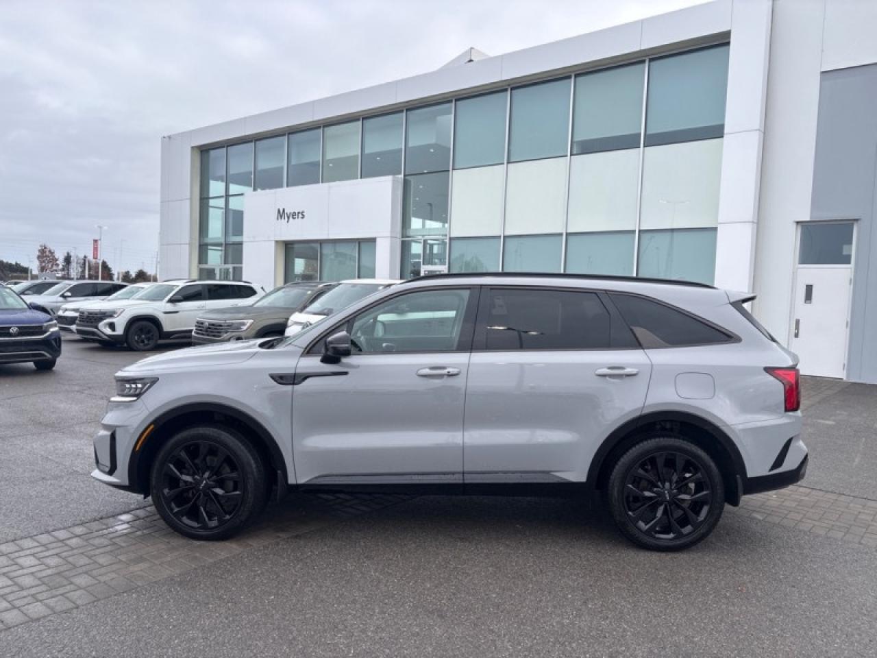2022 Kia Sorento EX+  - Sunroof -  Power Liftgate Photo