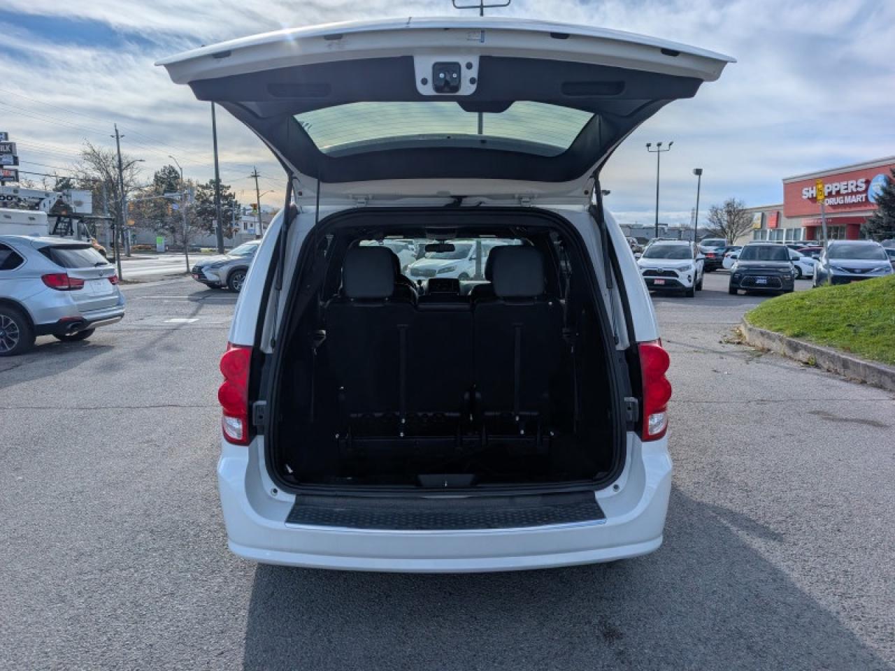 2018 Dodge Grand Caravan GT Photo