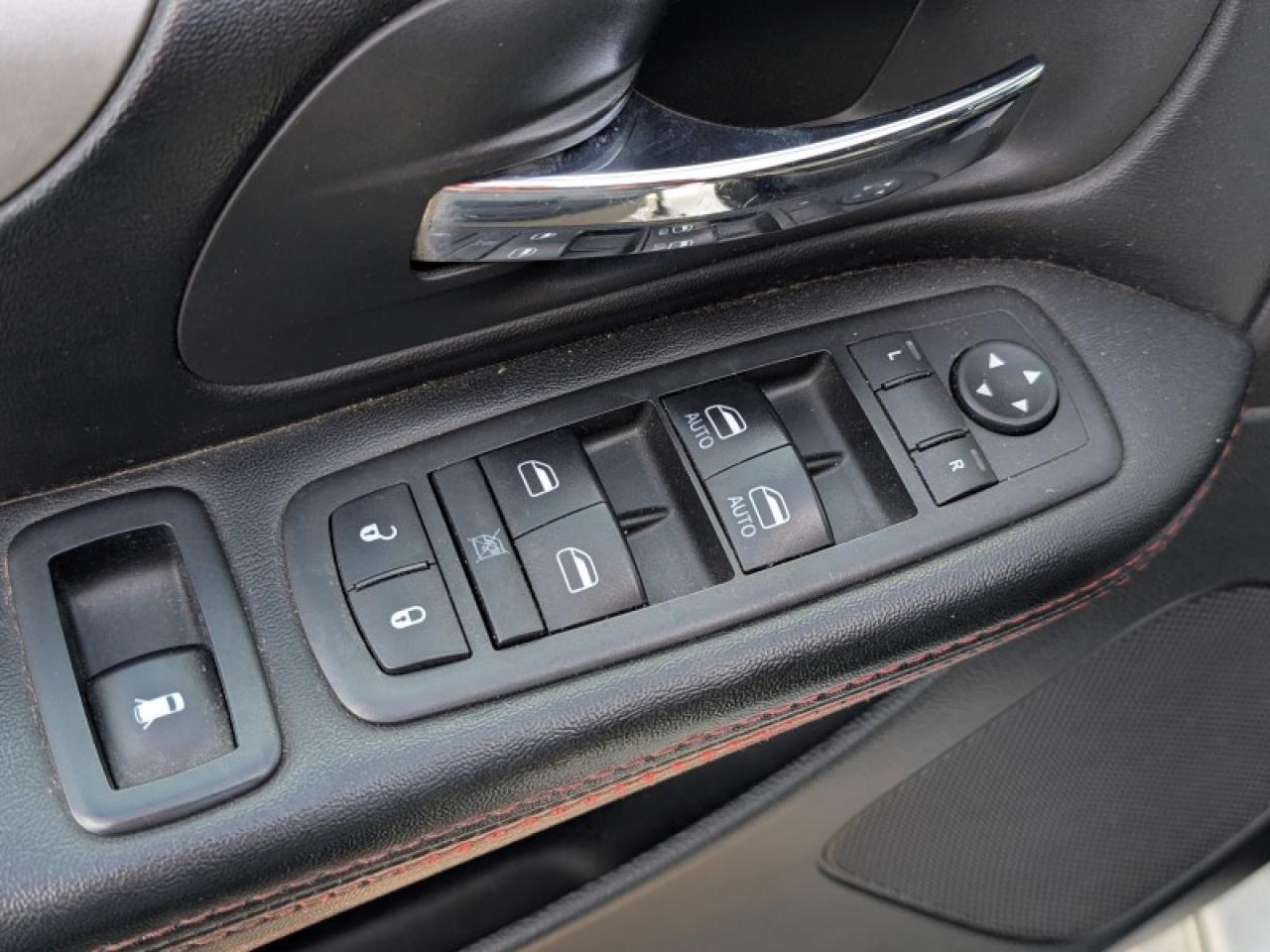 2018 Dodge Grand Caravan GT Photo