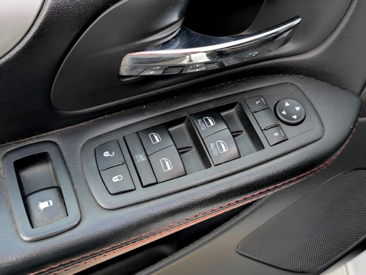 2018 Dodge Grand Caravan GT  **22 SERVICE RECORDS** Photo