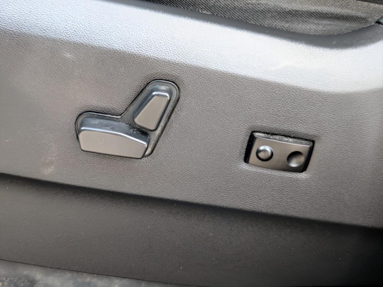 2018 Dodge Grand Caravan GT  **22 SERVICE RECORDS** Photo