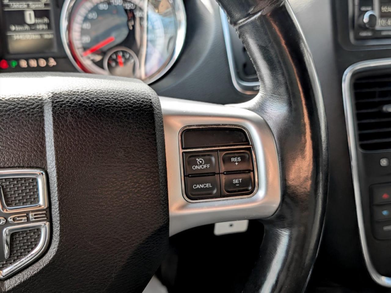 2018 Dodge Grand Caravan GT  **22 SERVICE RECORDS** Photo