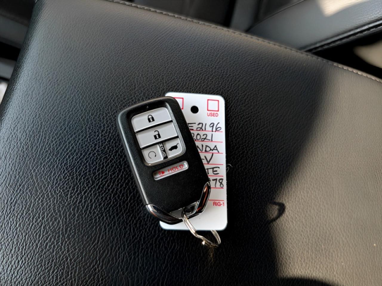 2021 Honda CR-V EX-L  **AWD - CLEAN CARFAX - APPLE CP* Photo