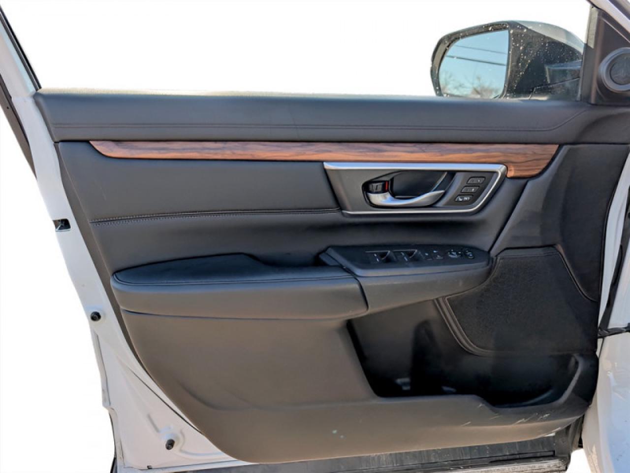 2021 Honda CR-V EX-L  **AWD - CLEAN CARFAX - APPLE CP* Photo