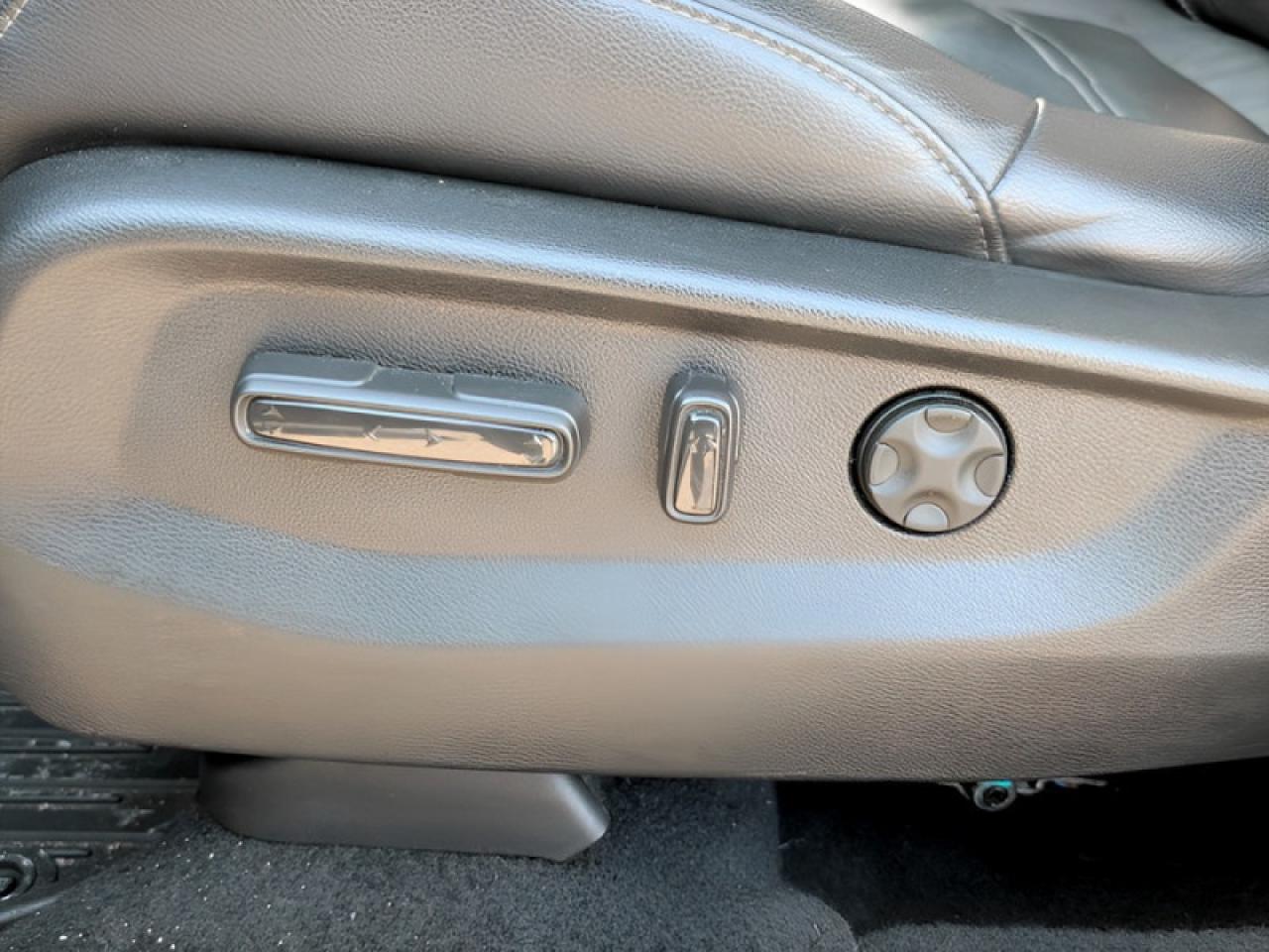 2021 Honda CR-V EX-L  **AWD - CLEAN CARFAX - APPLE CP* Photo