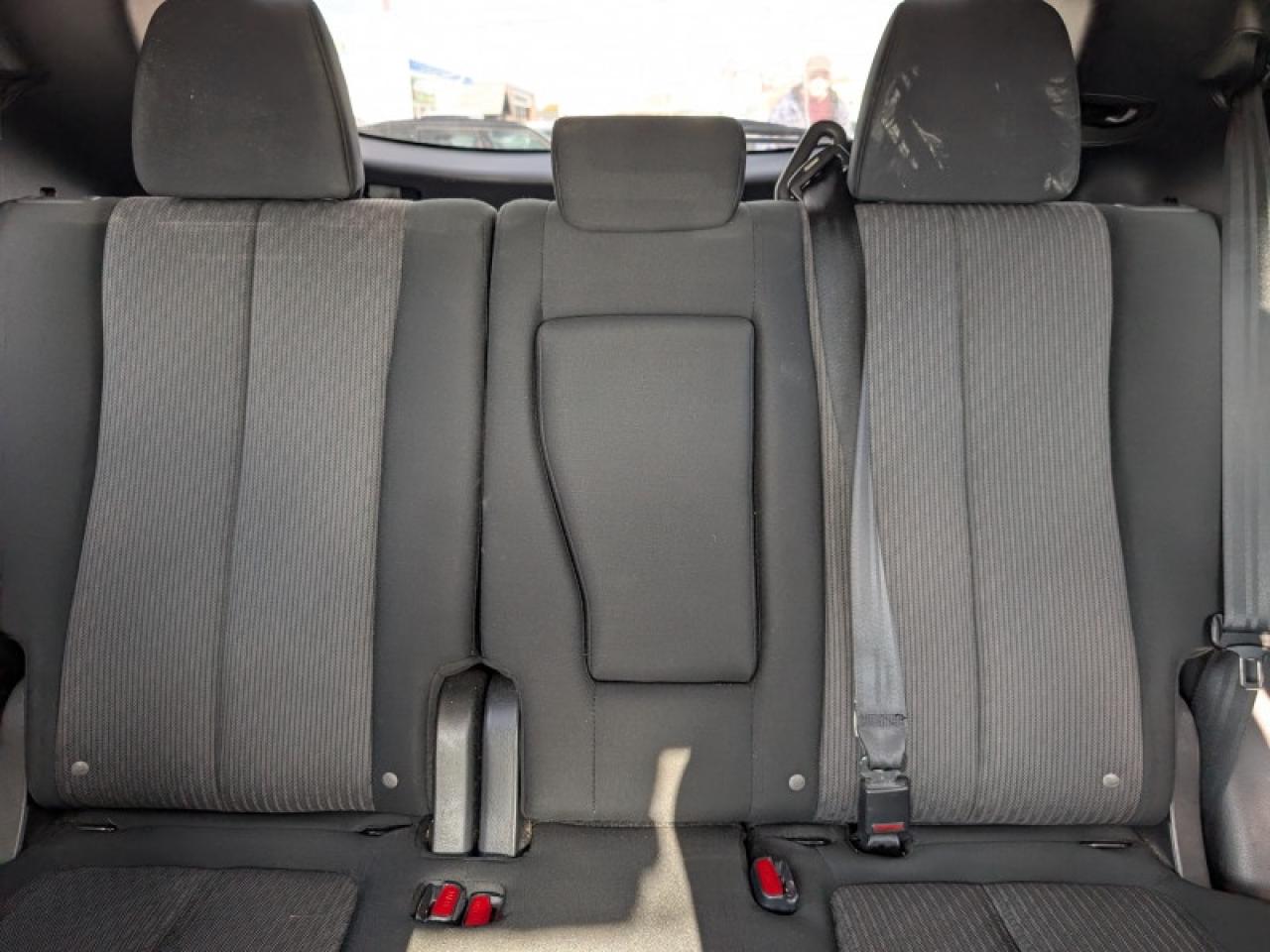 2022 Mitsubishi Eclipse Cross SE Photo