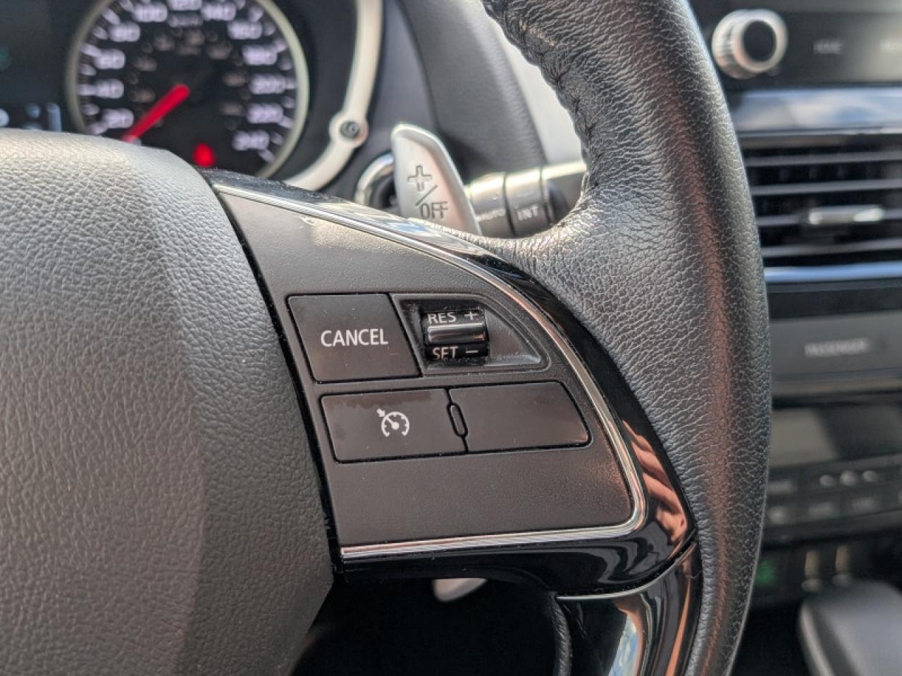 2022 Mitsubishi Eclipse Cross SE Photo