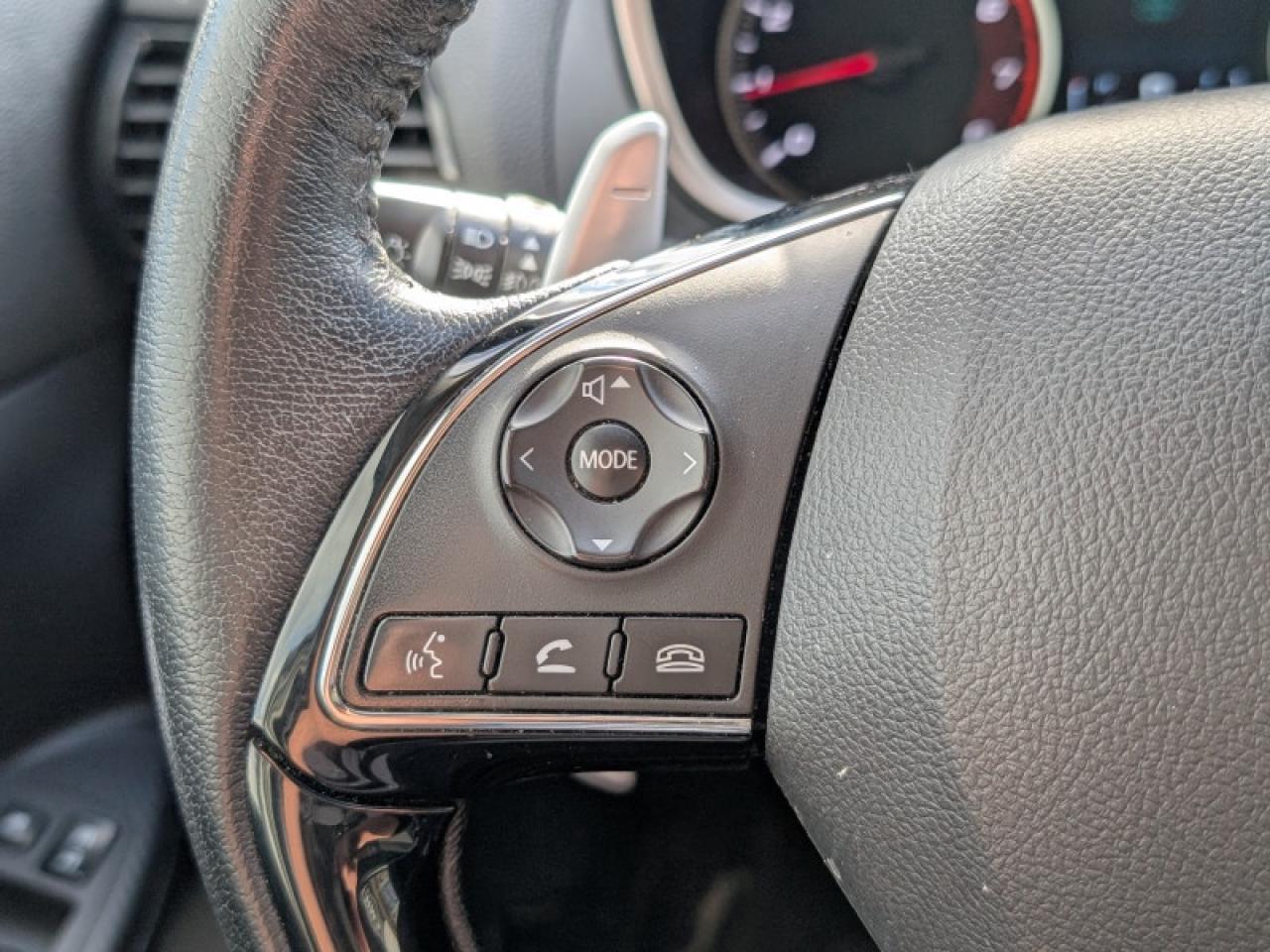 2022 Mitsubishi Eclipse Cross SE Photo